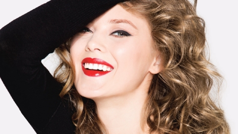 Создание html-баннера Vivienne Sabo для магазинов «Подружка» Создание html-баннера Vivienne Sabo для магазинов «Подружка»